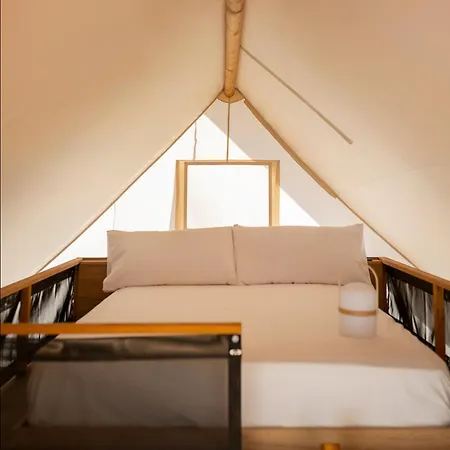 Wecamp 2*